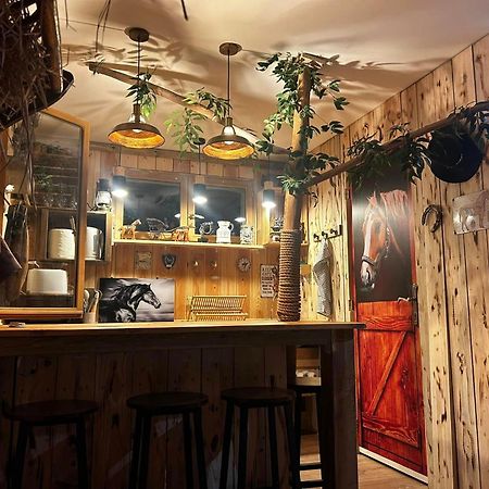 Les Chambres De Paulette A Theme Le Ranch Sainte-Marie-la-Mer Zewnętrze zdjęcie