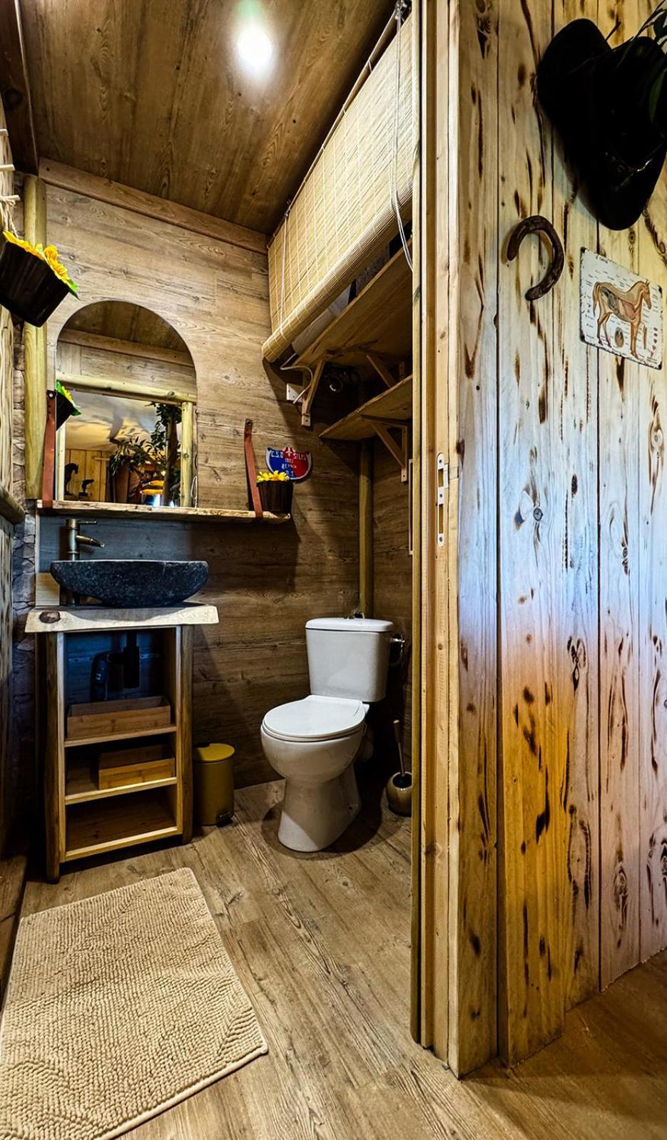 Les Chambres De Paulette A Theme Le Ranch Sainte-Marie-la-Mer Zewnętrze zdjęcie