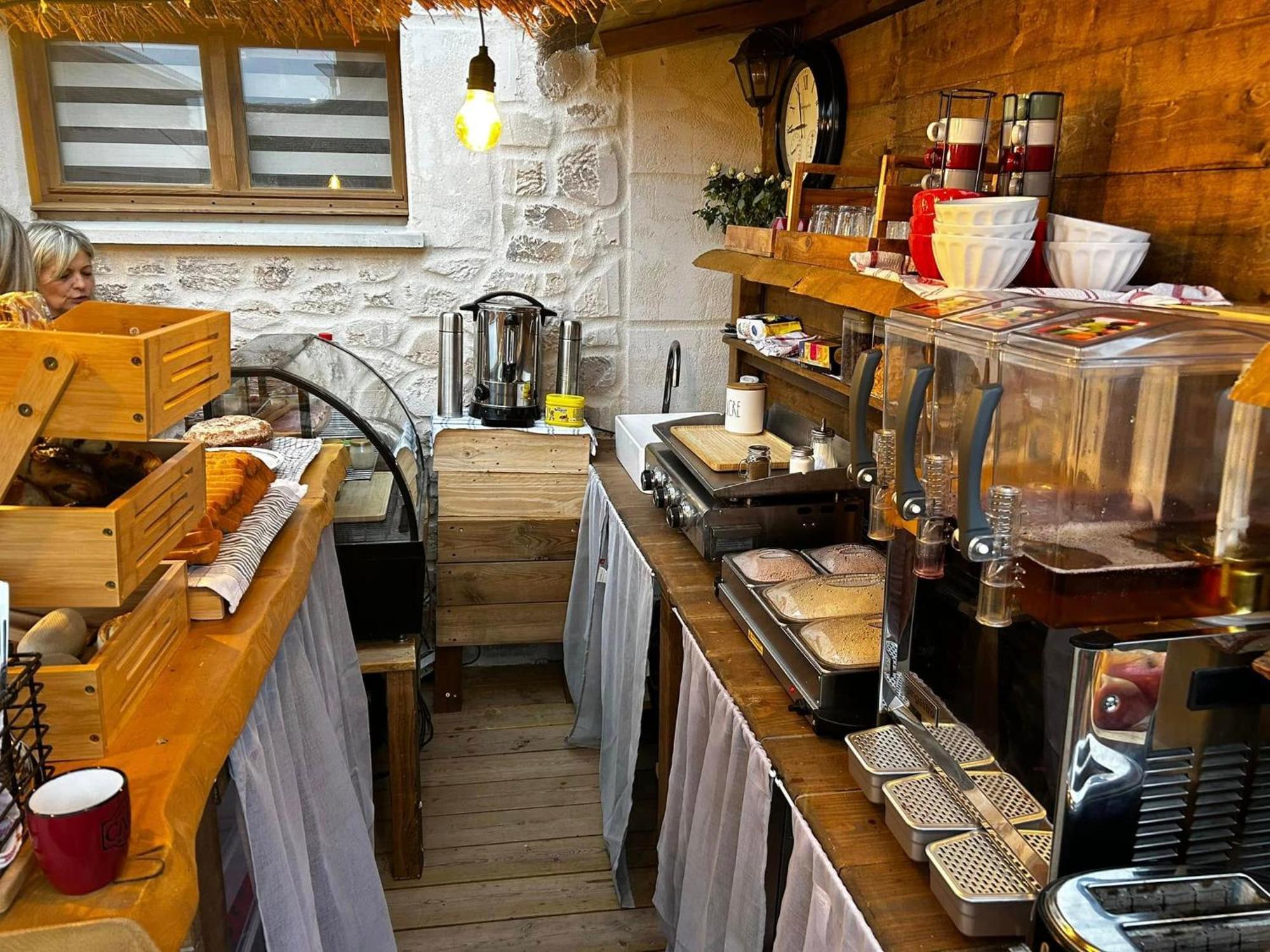 Les Chambres De Paulette A Theme Le Ranch Sainte-Marie-la-Mer Zewnętrze zdjęcie